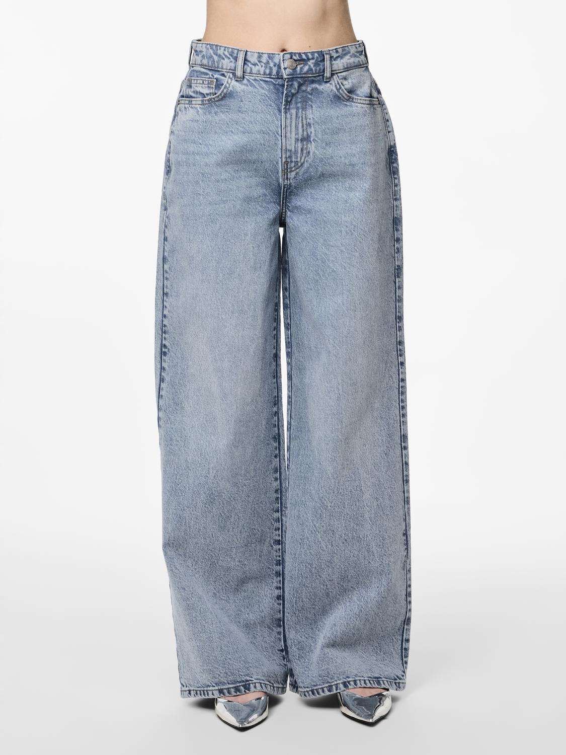 PCSELMA Highwaist Jeans - Light Blue Denim